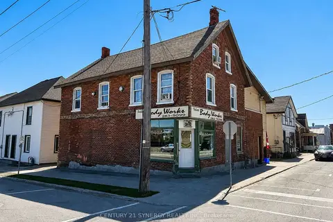 18 Market Street N