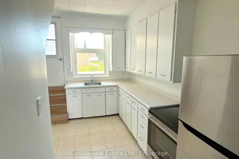 50 Sykes Street N 2