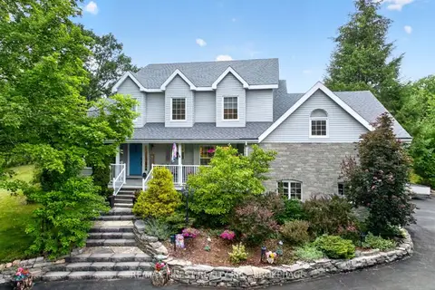 2038 Valleyview Drive