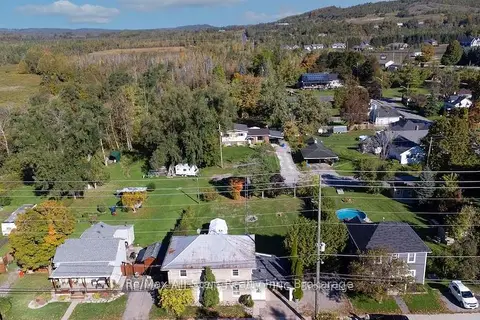 1463 Highway 7A