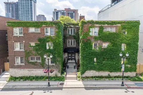 285 King Street W 4