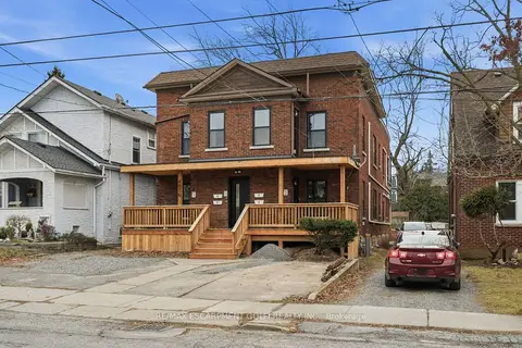 4876 Simcoe Street 3