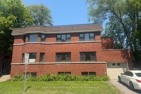 379 Stewart Street 2