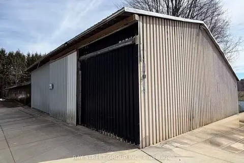 20301 Cherry Hill Road Centre