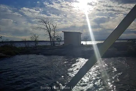 115 Georgian Bay Port Severn Street 2