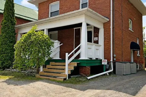 23 Queen Street