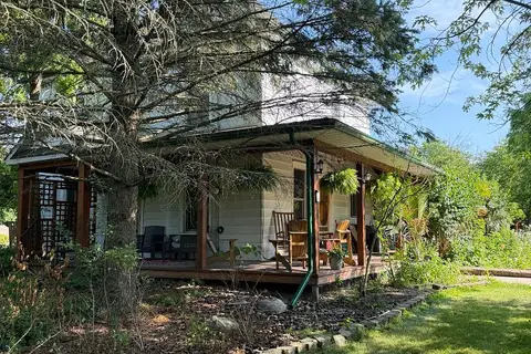 3183 Cemetery Road