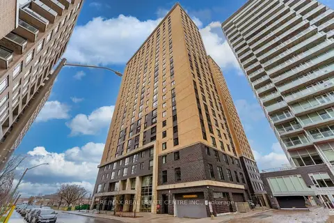105 Champagne Avenue 2006