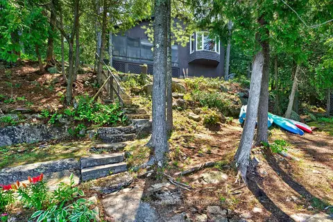 468 Moorhead Lane