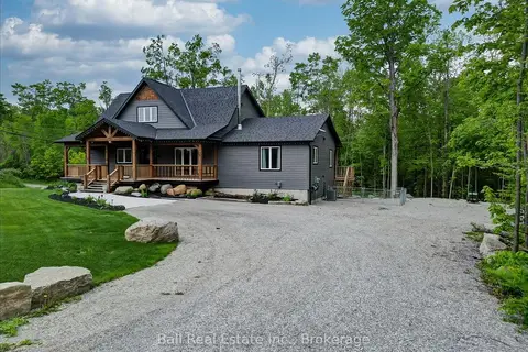 18 Six Foot Bay Road