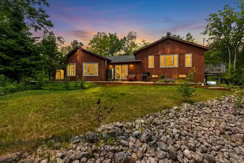 479 DYERS BAY Road