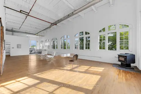 468 Cumberland Avenue LOFT