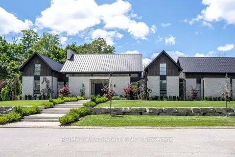 3819 Deer Trail
