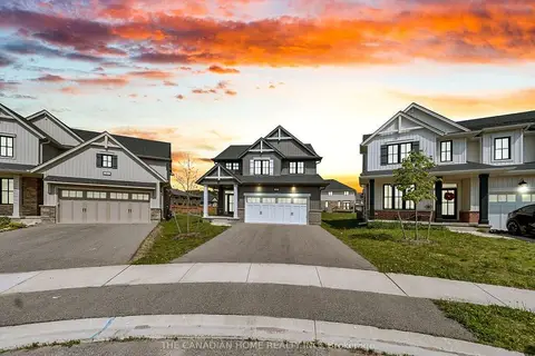 51 Keba Crescent N