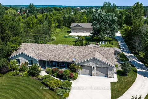 913 27th Street W