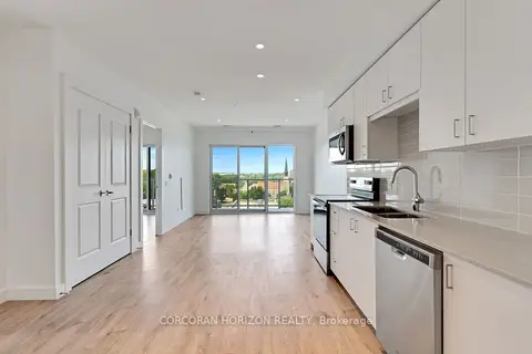 50 Grand Avenue S 903