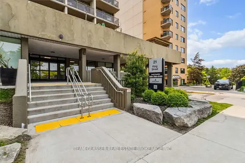 21 King Street 1108