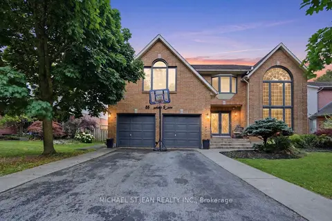 55 Woodside Square