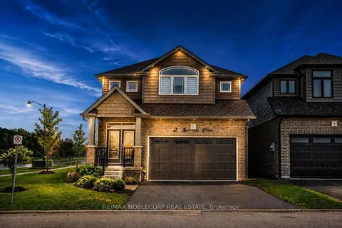 2 Sparrow Crescent