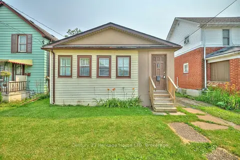 231 Dufferin Street