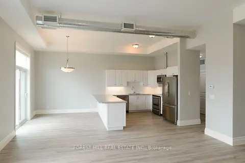 32 Water Street N 201