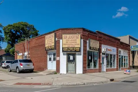 1062 - 1066 Dundas Street E