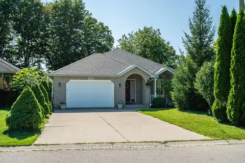 246 16th Avenue Crescent