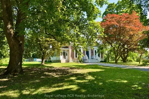 388 Durham Road E