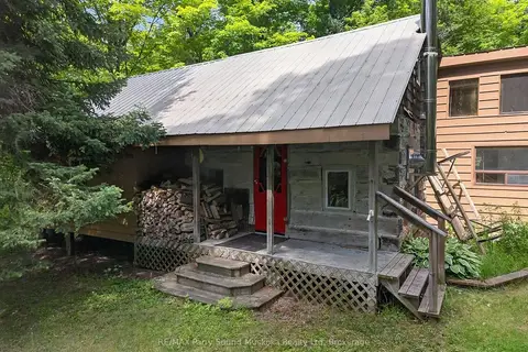 32 Shady Maple Trail