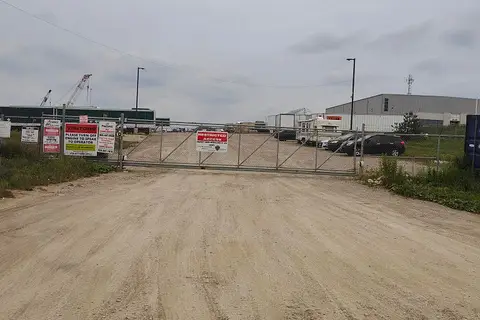 473033 11 County Road