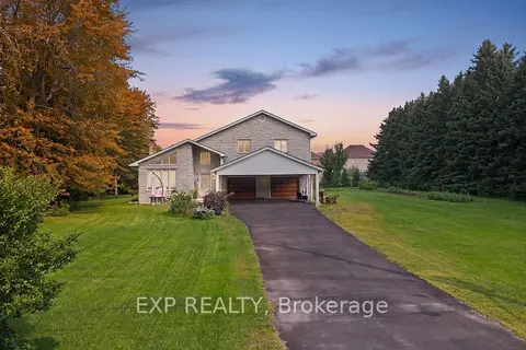 104 Sideroad 18 Road