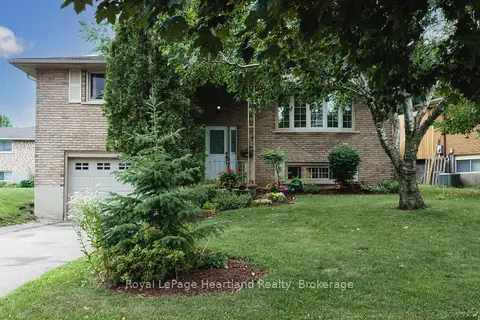 223 Kemp Crescent