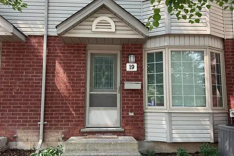 70 Chapman Court 19
