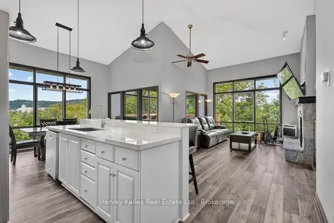 26 Deerhurst Golfview Drive 303