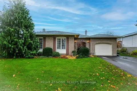 43 glenayr Place Lower Unit