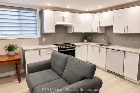 165 Rockcliffe Drive B