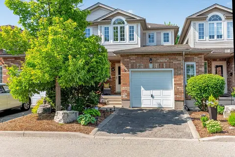 37 Bond Court 9