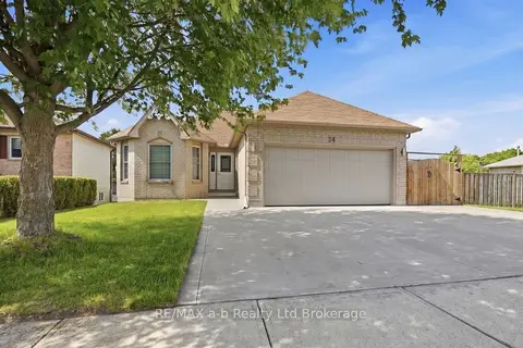 54 PEBBLE BEACH Court