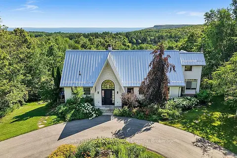 589374 19 Grey Road