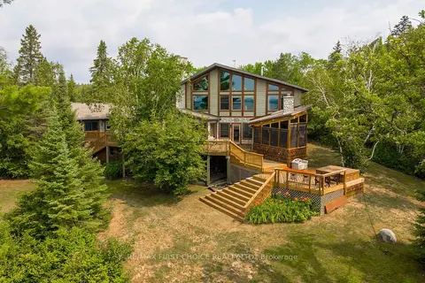 1513 B Storm Bay Road