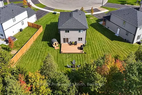 33 Whitehorn Park Road W
