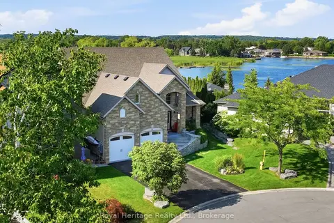 32 Edgewater Drive