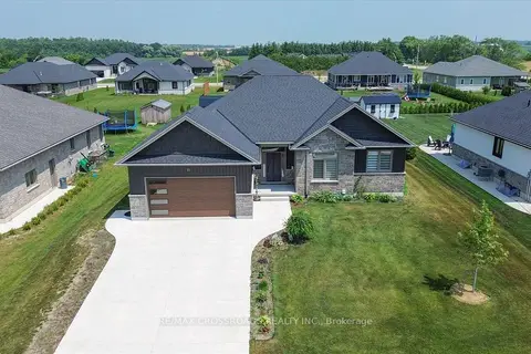 11 Mctavish Crescent