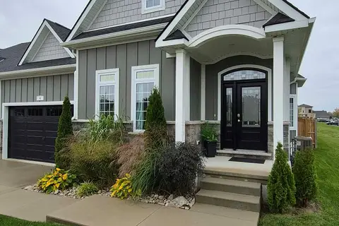 4 BROOKLAWN Drive