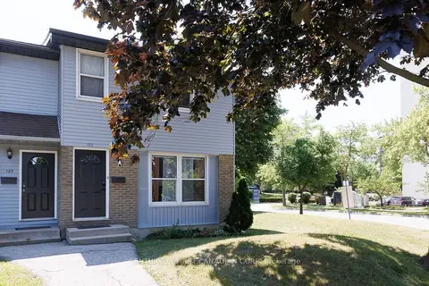 70 Fiddlers Green Road 122