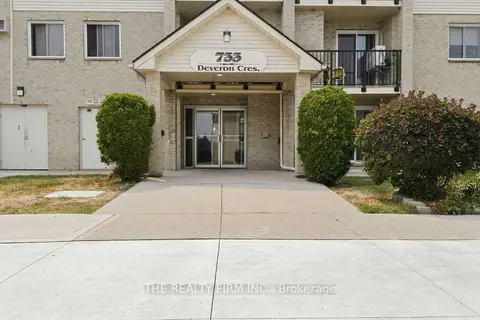 733 Deveron Crescent 210