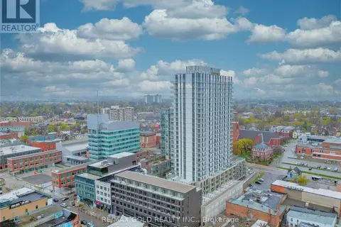 55 Duke Street W 903