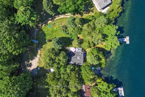 440 Featherston Lane