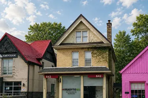 642 Richmond Street Upper