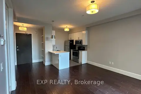 112 King Street E 512